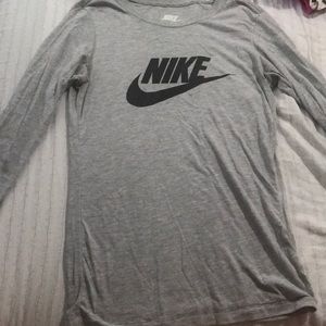 Nike long sleeve shirt
